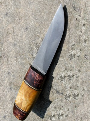 puukko lame en 100 c6 montage sur soir traversante manche en loupe de bouleau 002